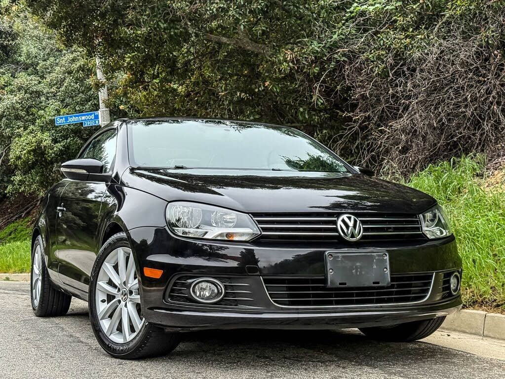 2016 VOLKSWAGEN Eos
