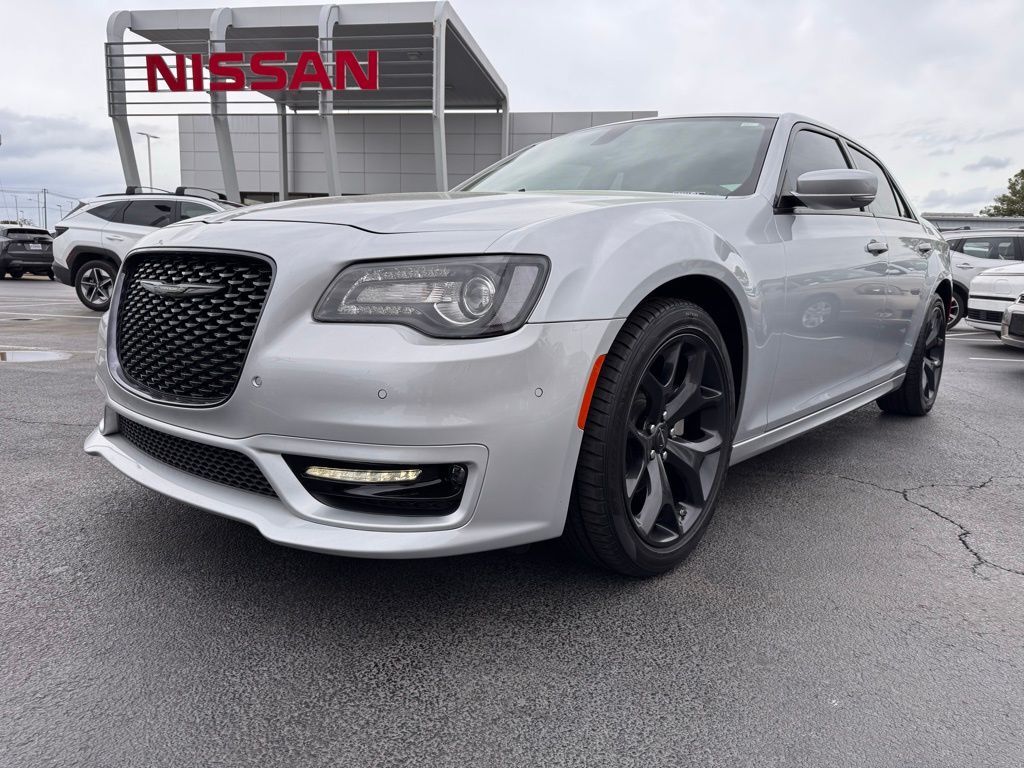 2023 CHRYSLER 300