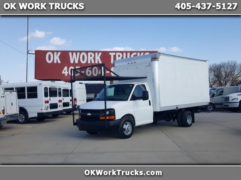 2017 CHEVROLET Express