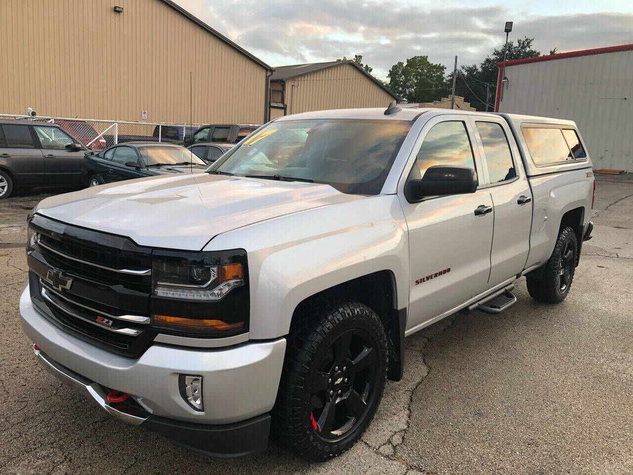 2017 CHEVROLET Silverado