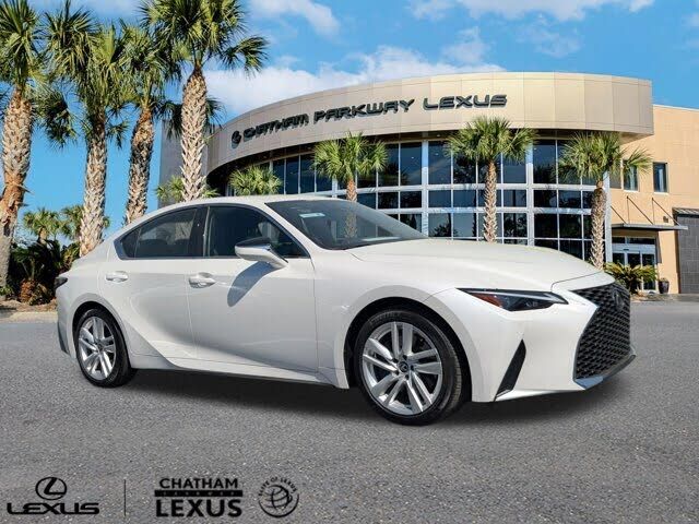 2024 LEXUS IS