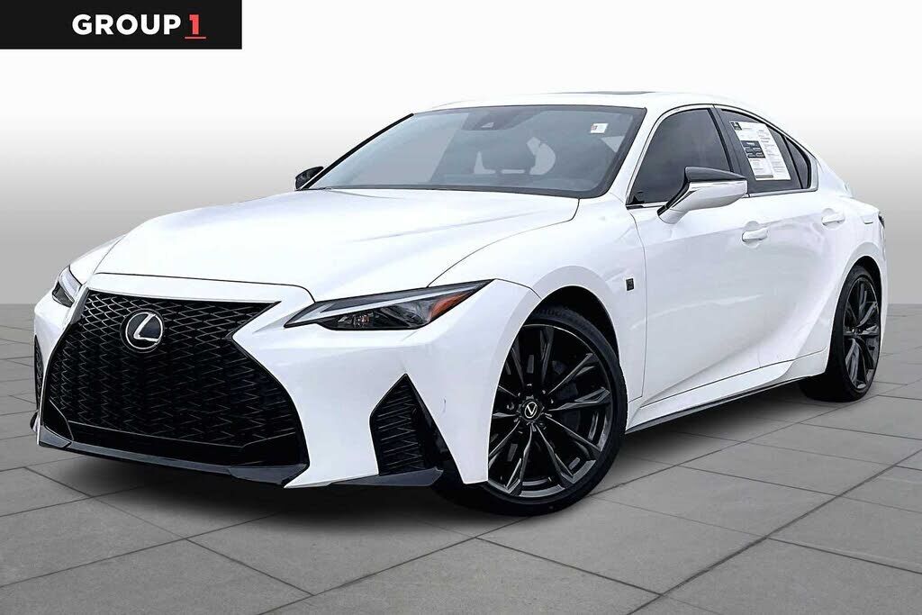 2024 LEXUS IS