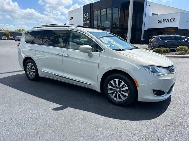 2020 CHRYSLER Pacifica