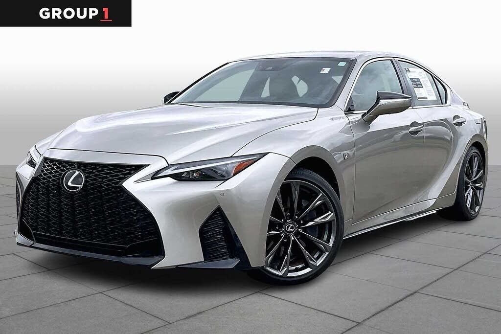 2023 LEXUS IS