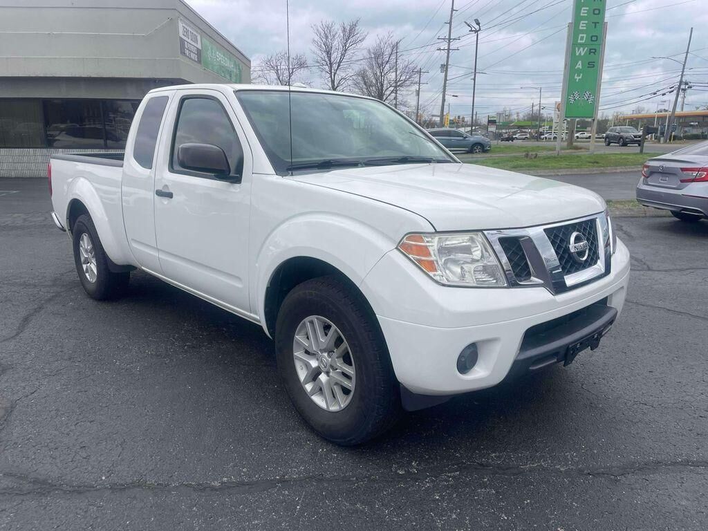 2017 NISSAN Frontier