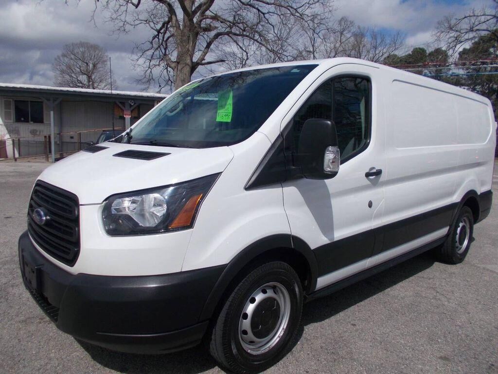 2019 FORD Transit