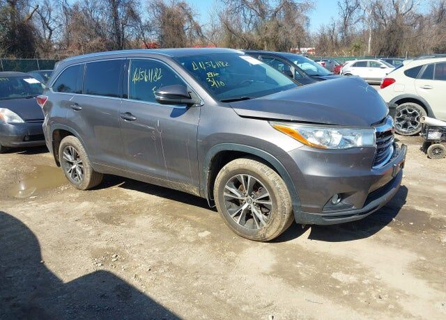 2016 TOYOTA Highlander