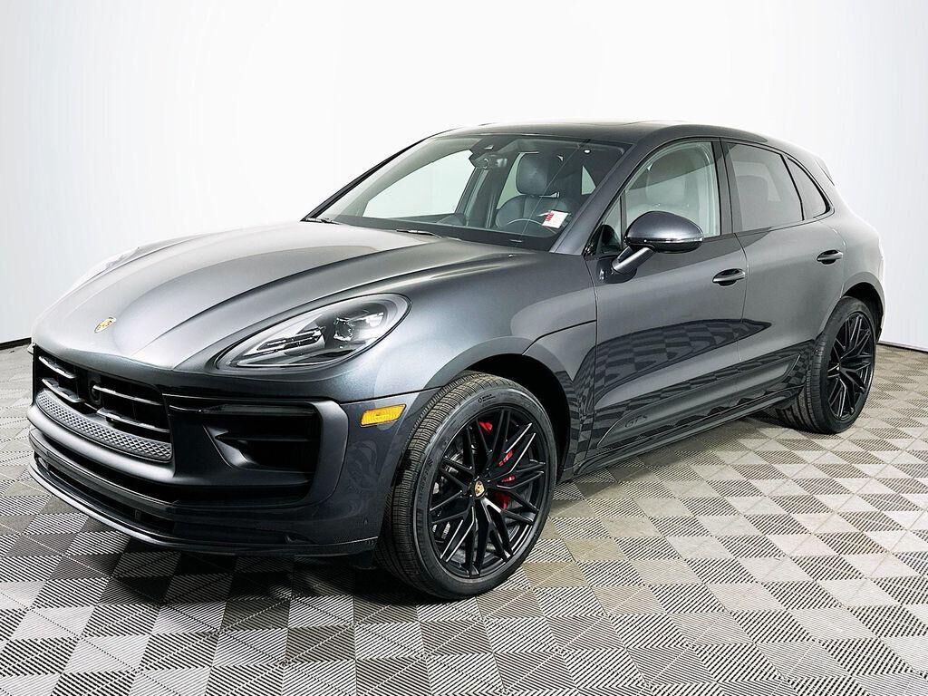 2023 PORSCHE Macan