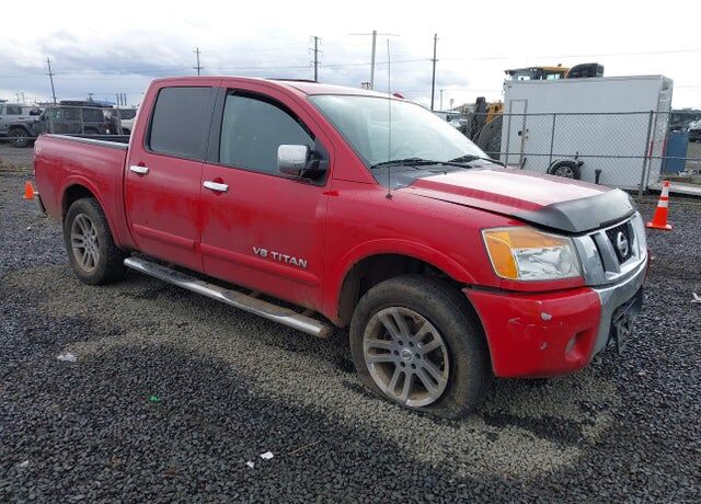 2012 NISSAN Titan
