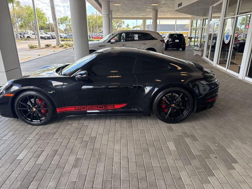 2023 PORSCHE 911