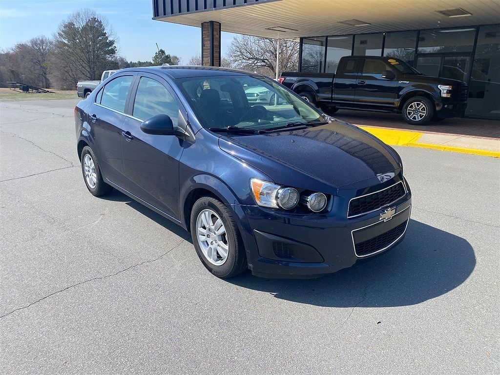2016 CHEVROLET Sonic