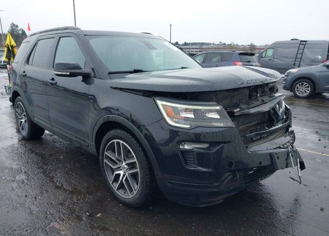 2018 FORD Explorer