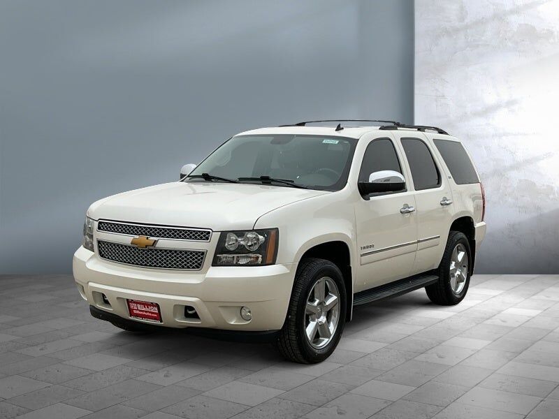 2014 CHEVROLET Tahoe