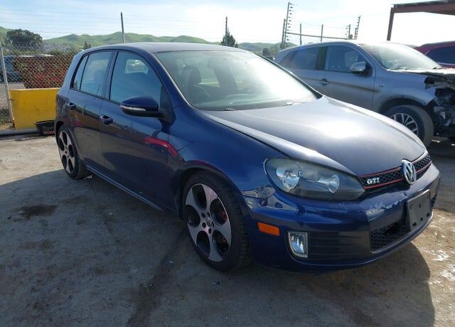 2011 VOLKSWAGEN GTI