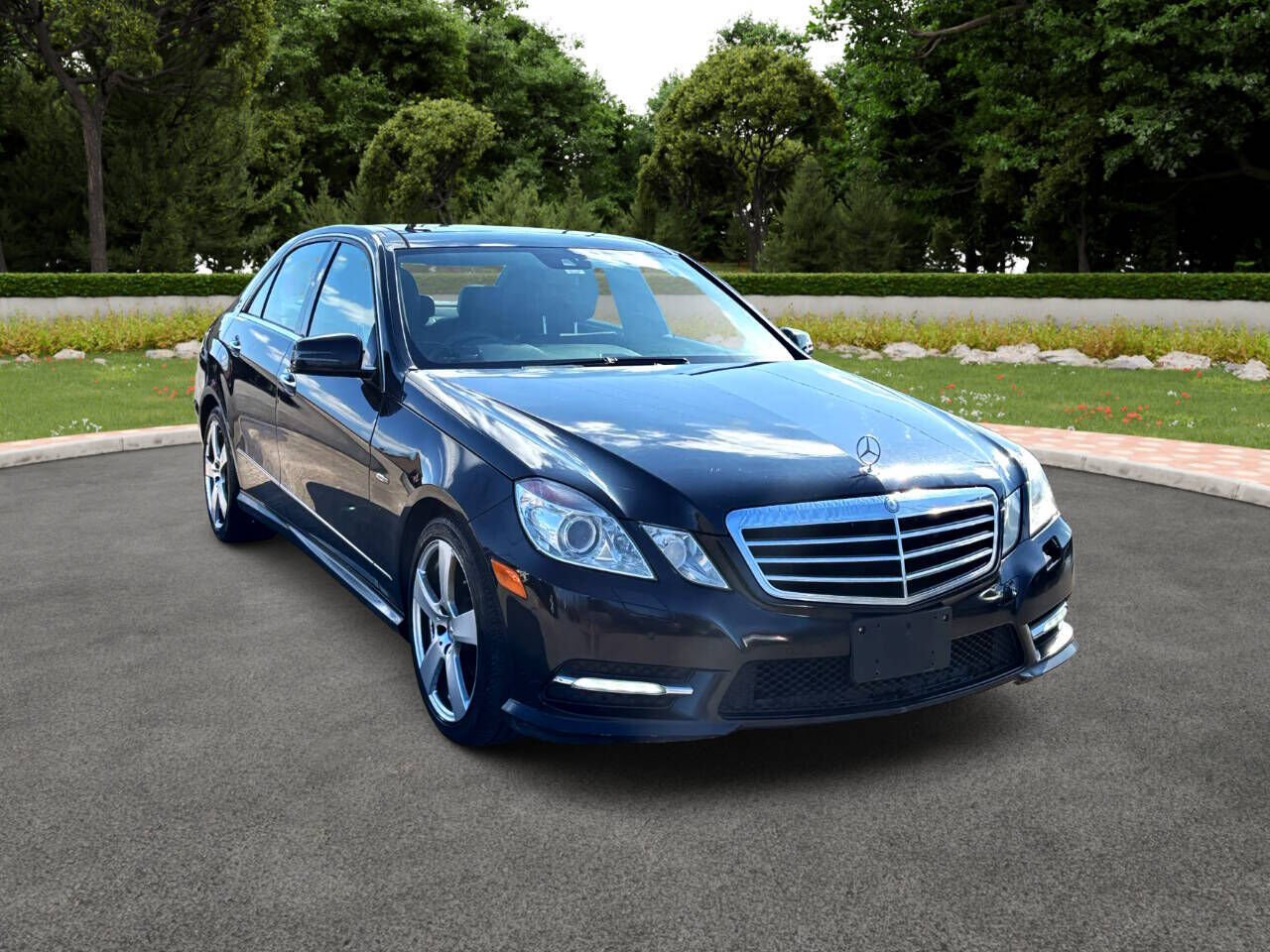 2012 MERCEDES-BENZ E-Class