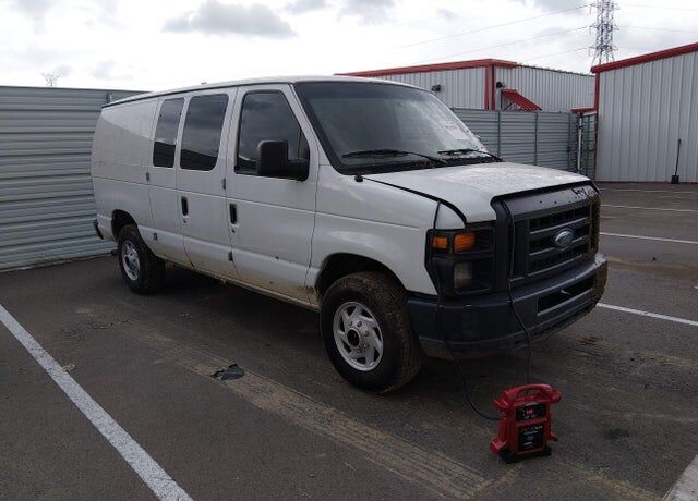 2013 FORD E-250