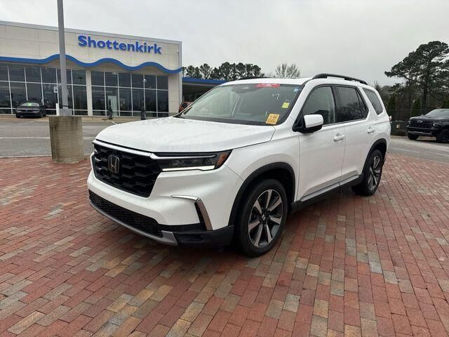 2023 HONDA Pilot