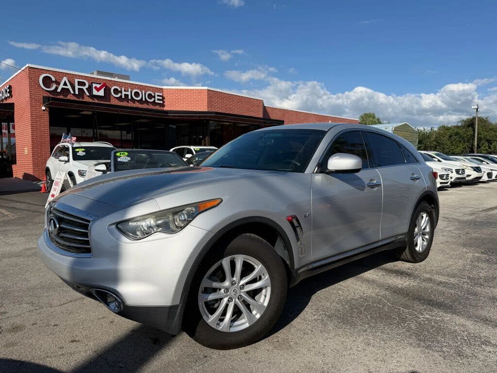2016 INFINITI QX70