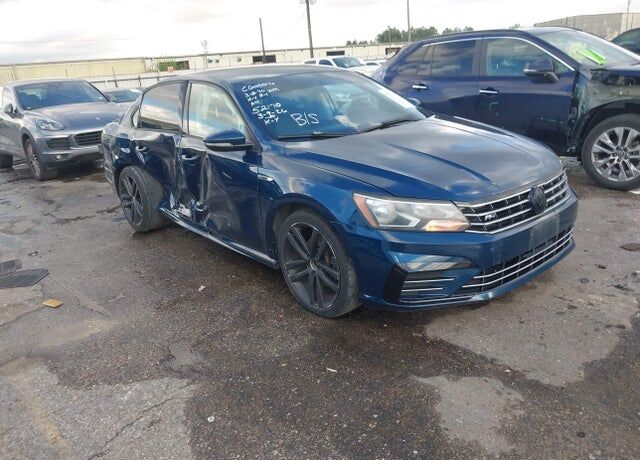2018 VOLKSWAGEN Passat