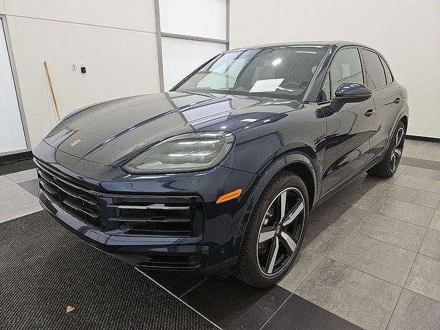 2026 PORSCHE Cayenne