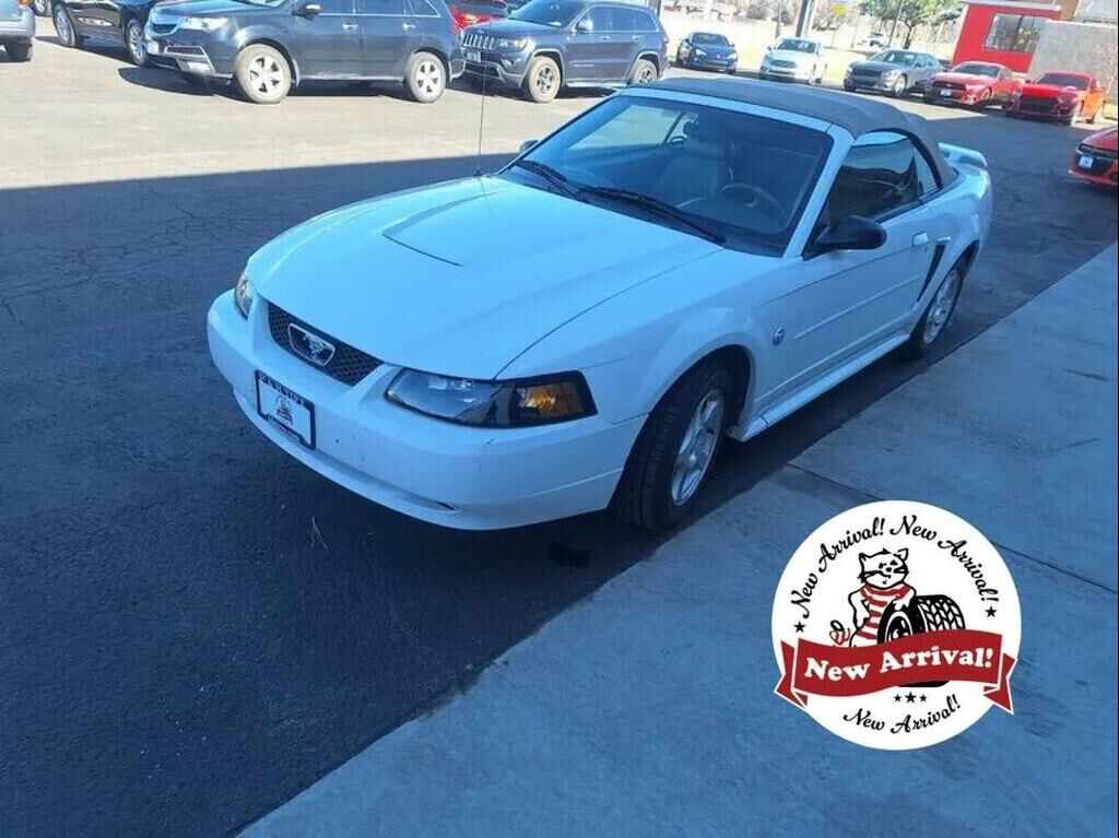2004 FORD Mustang