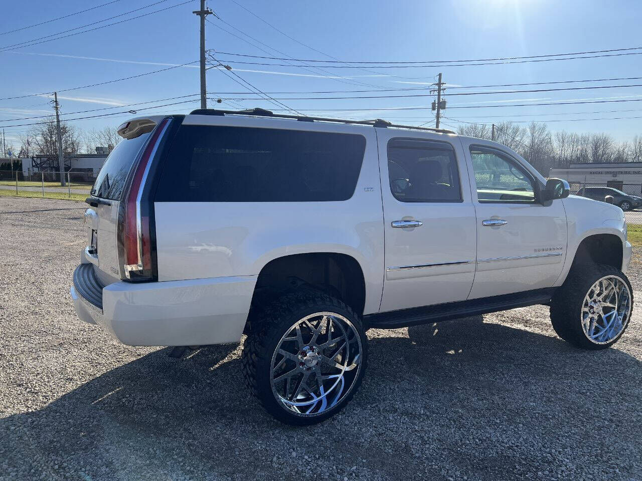 2011 CHEVROLET Suburban