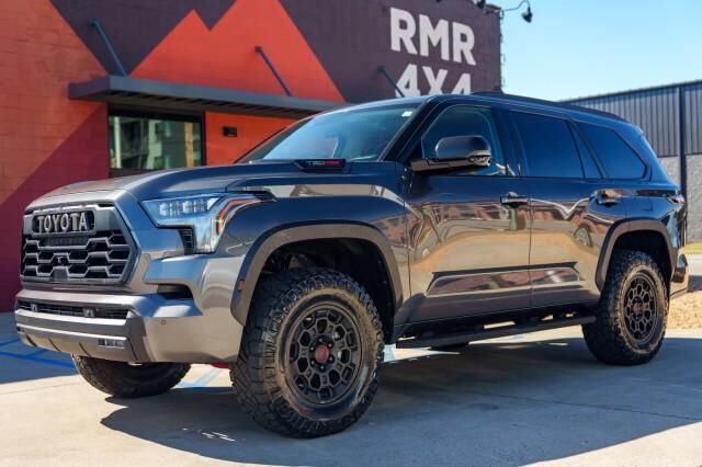 2023 TOYOTA Sequoia