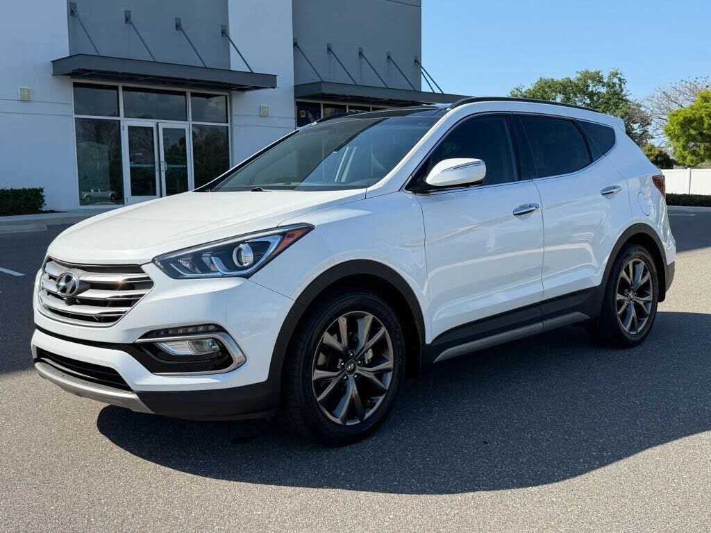 2017 HYUNDAI Santa Fe