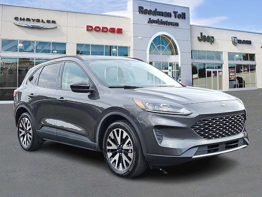 2020 FORD Escape