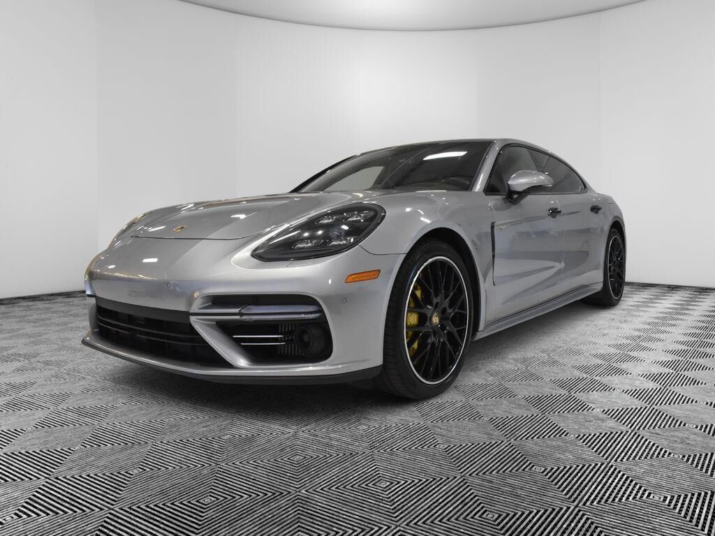 2020 PORSCHE Panamera