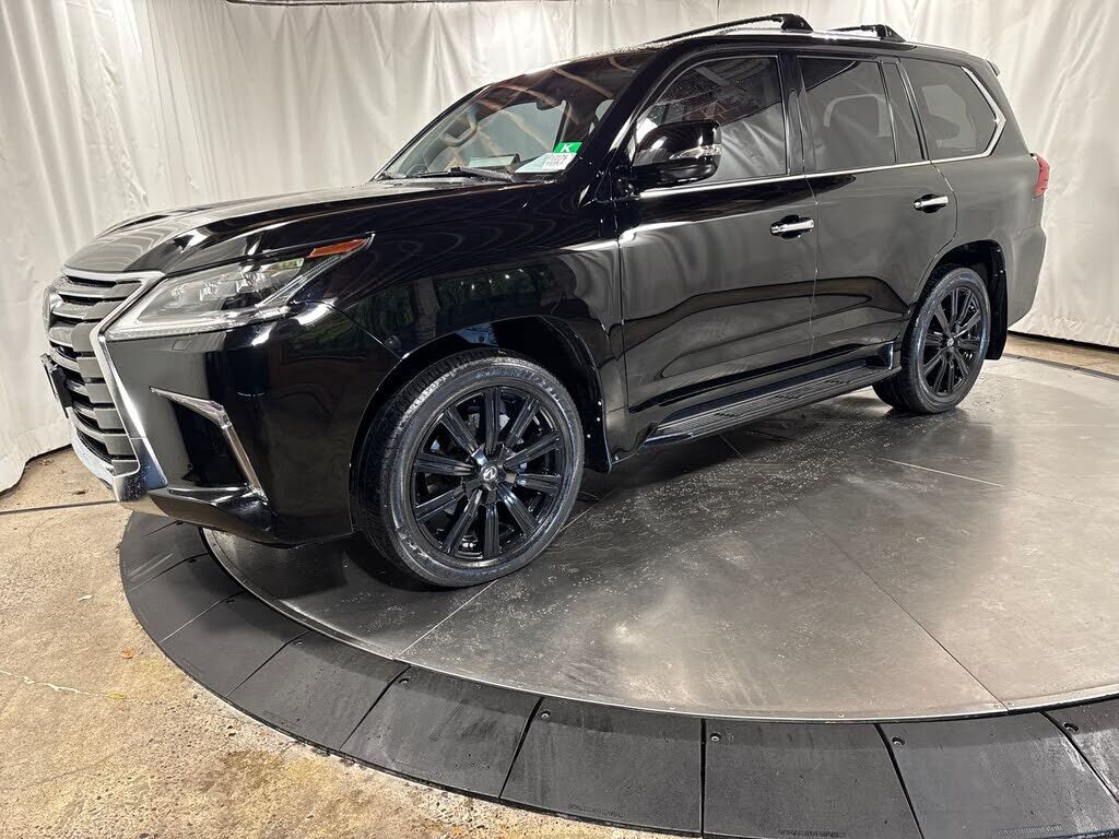 2018 LEXUS LX 570