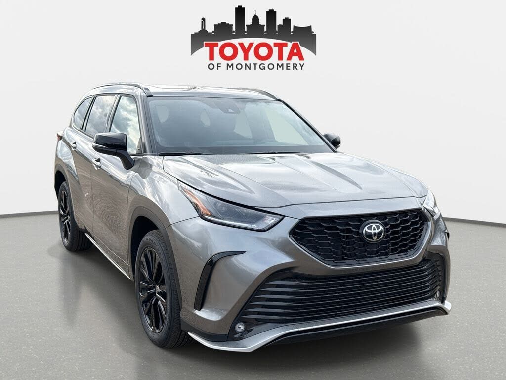 2026 TOYOTA Highlander