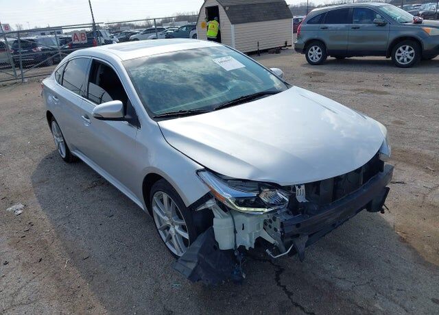 2013 TOYOTA Avalon