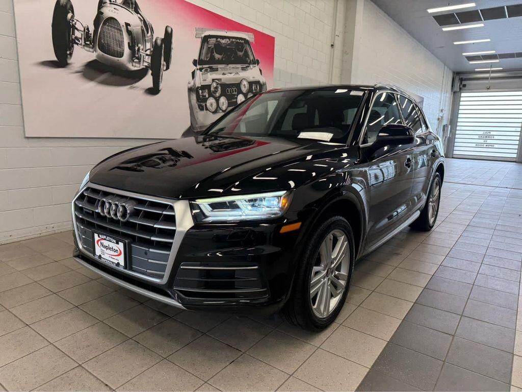 2018 AUDI Q5