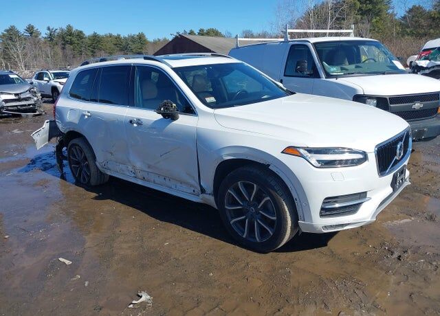 2017 VOLVO XC90
