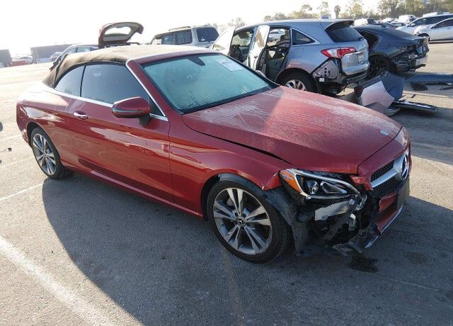 2017 MERCEDES-BENZ C-Class
