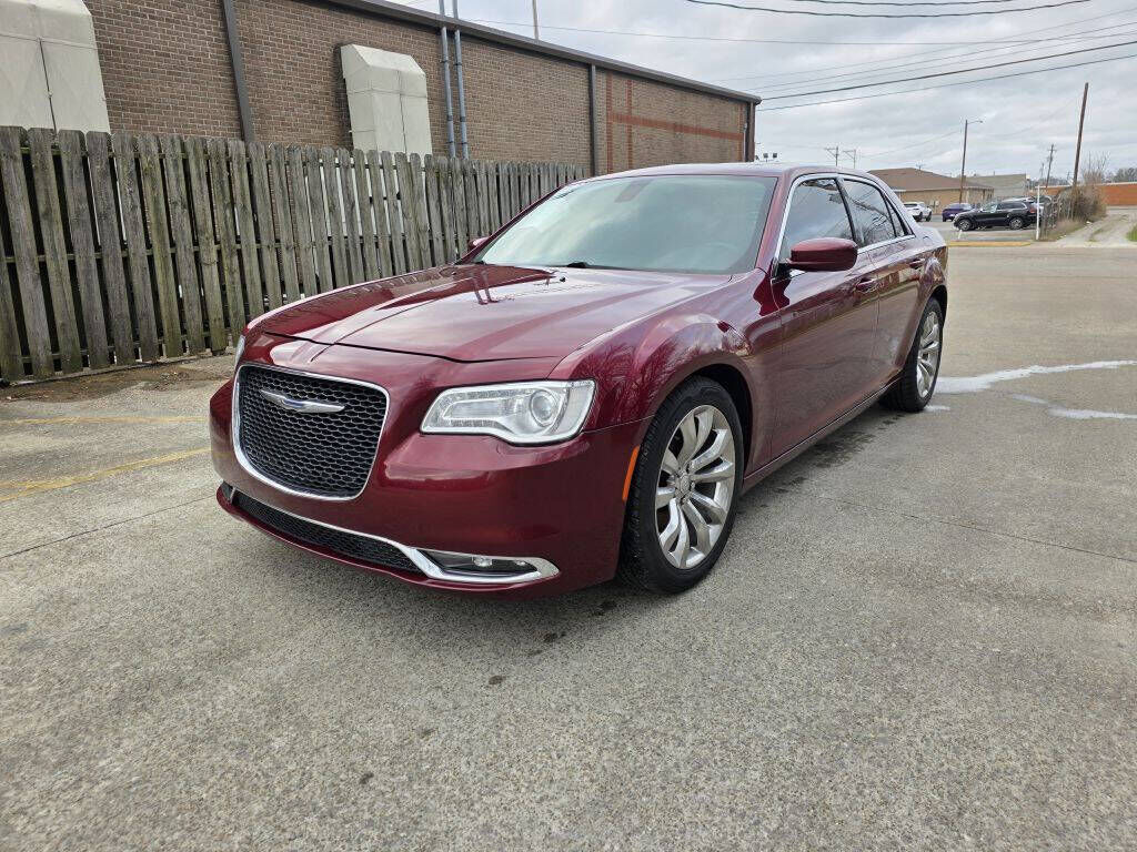2017 CHRYSLER 300