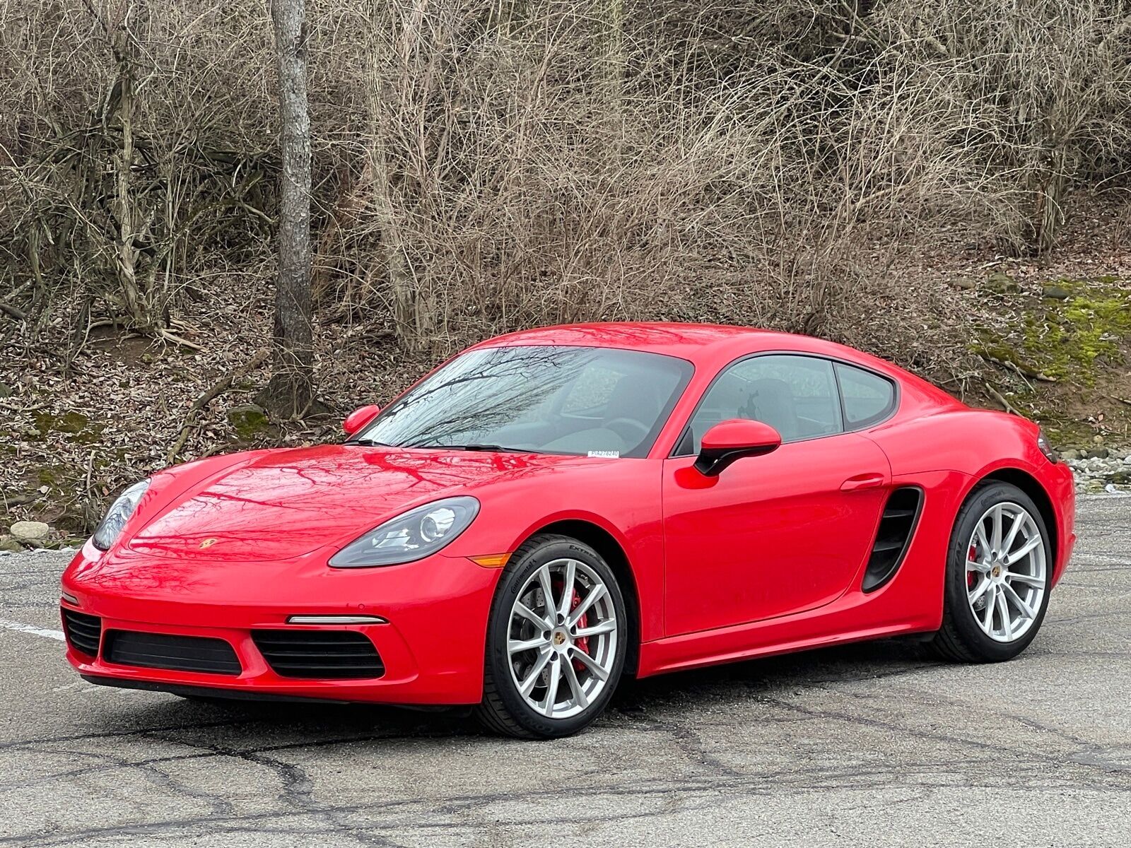 2018 PORSCHE 718