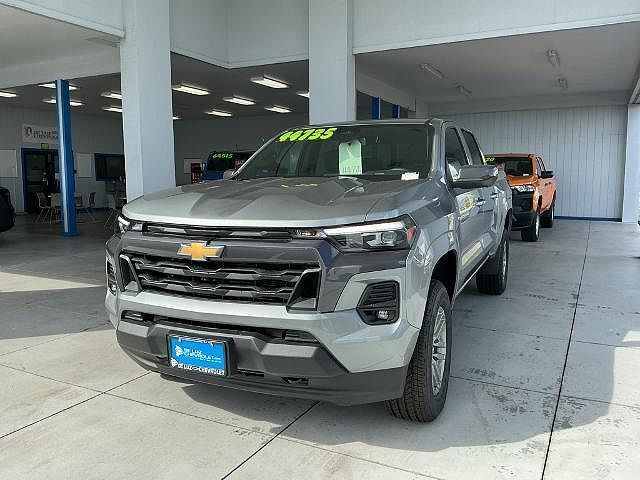 2025 CHEVROLET Colorado