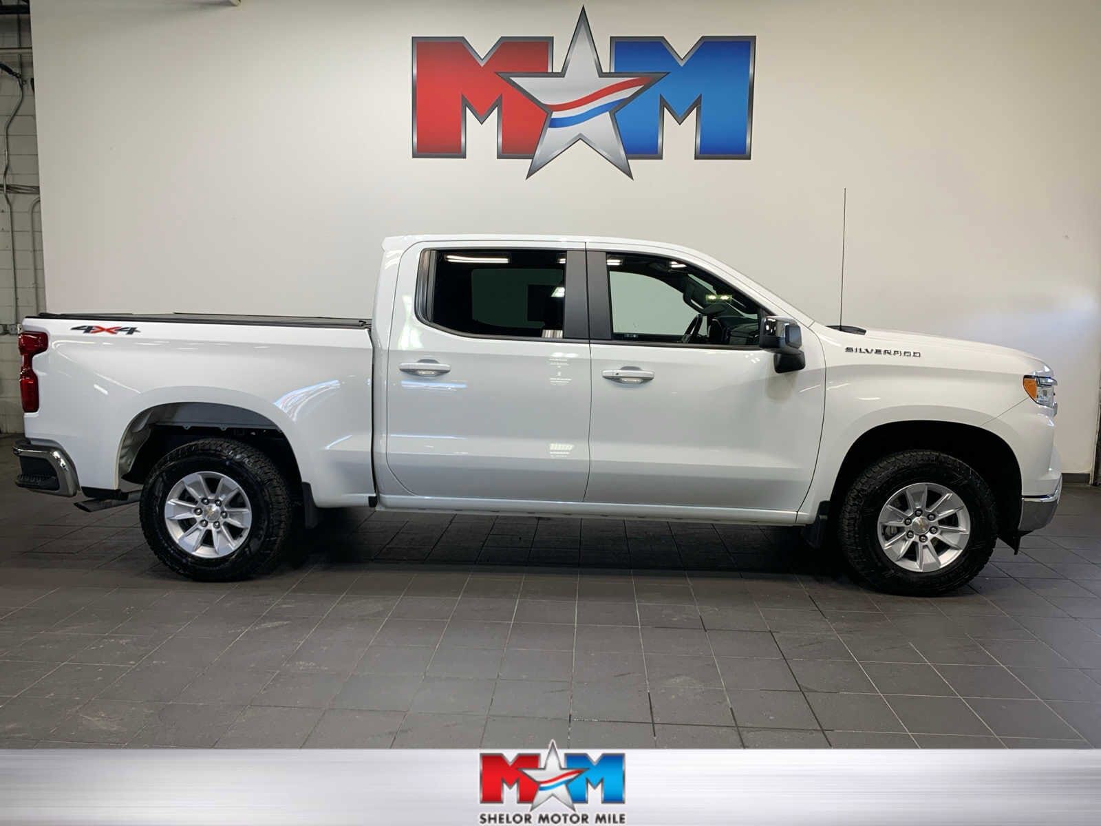2025 CHEVROLET Silverado