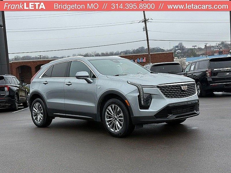 2025 CADILLAC XT4