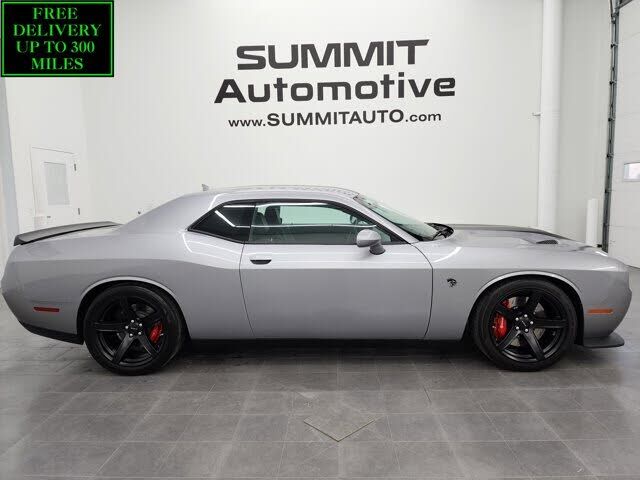 2017 DODGE Challenger