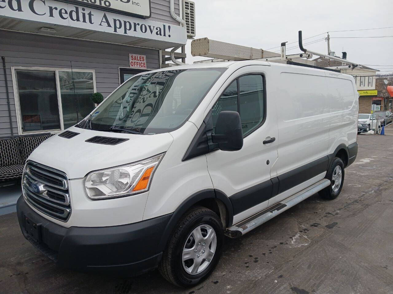 2017 FORD Transit