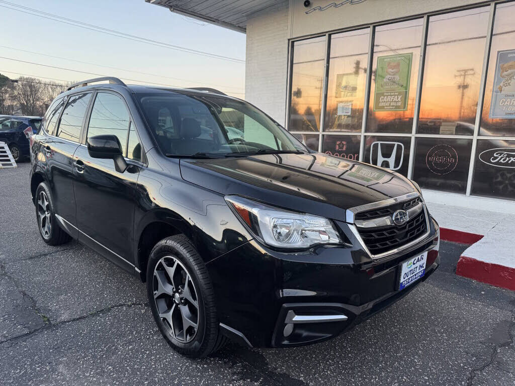 2017 SUBARU Forester