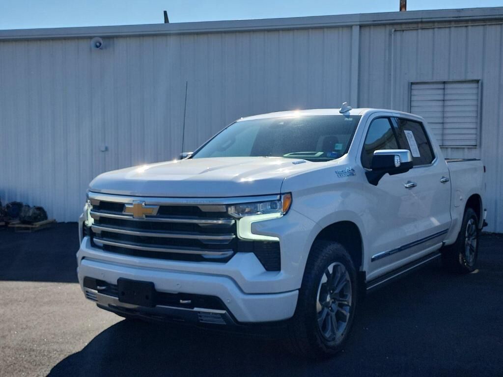 2025 CHEVROLET Silverado