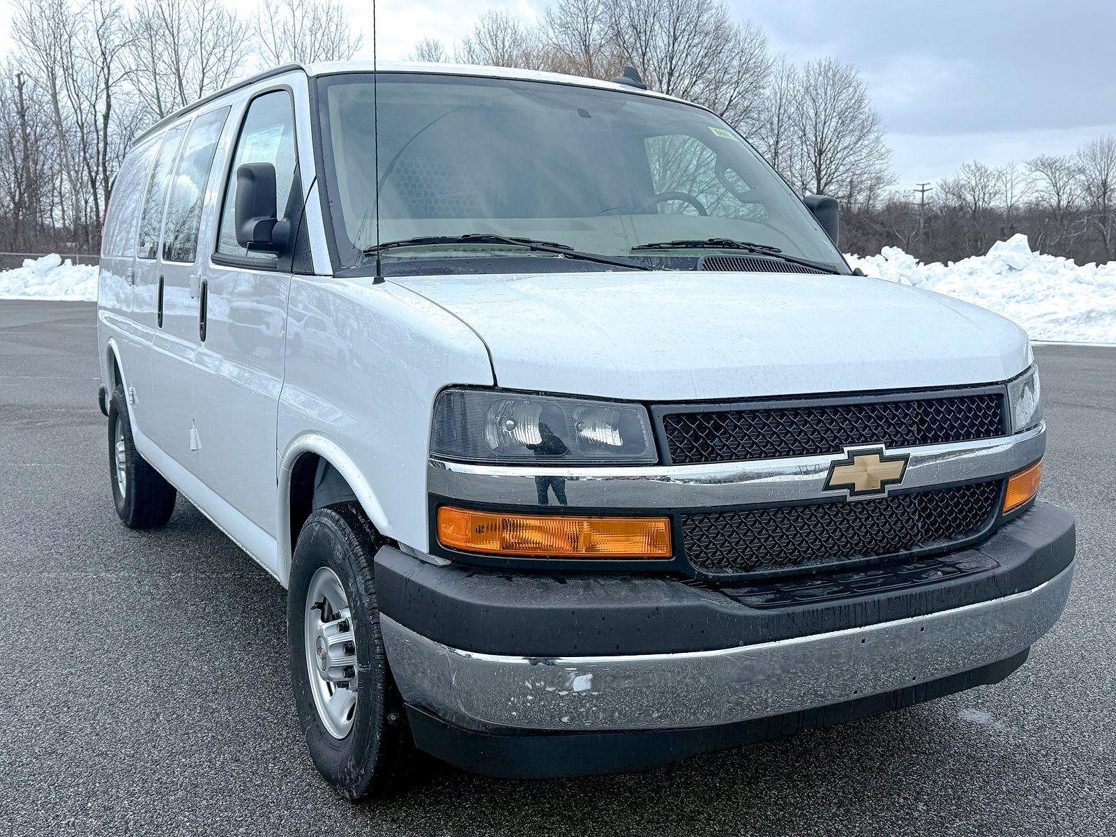 2025 CHEVROLET Express