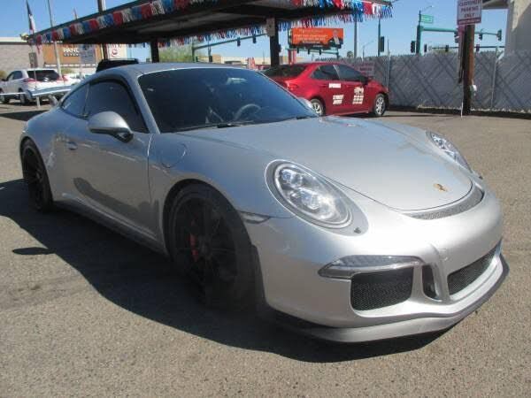 2015 PORSCHE 911