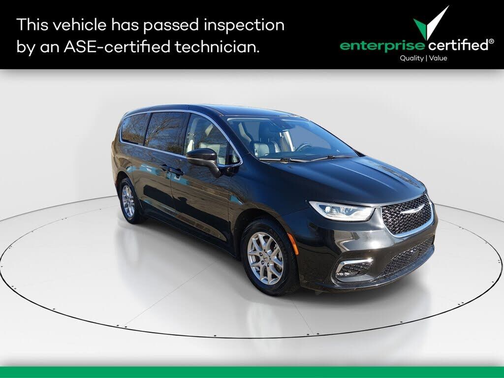 2023 CHRYSLER Pacifica