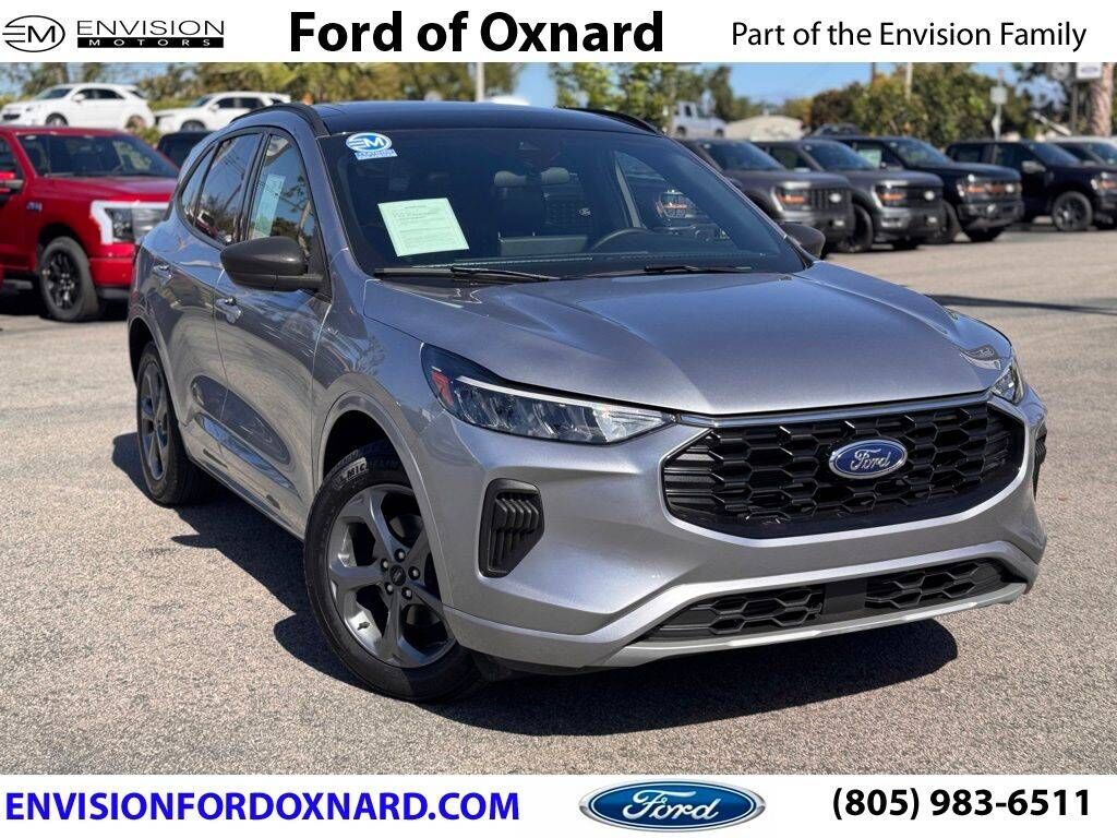 2024 FORD Escape