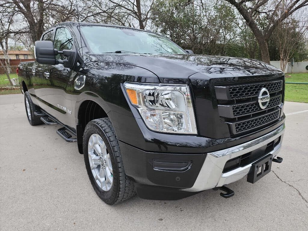 2021 NISSAN Titan
